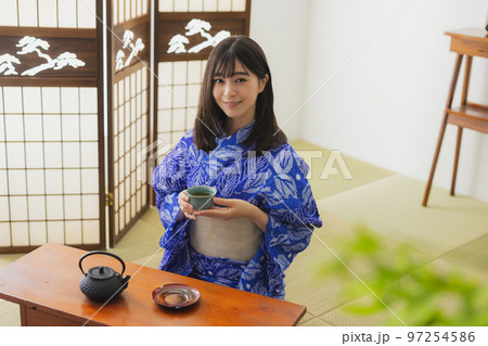 有松絞りの浴衣 南部鉄器 有松絞りの浴衣 南部鉄器 97254586
