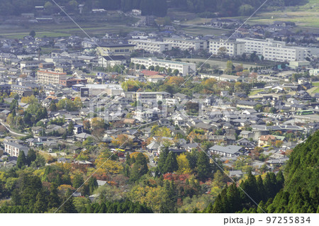 湯布院の町並み 狭霧台からの眺望 大分県由布市 湯布院の町並み 狭霧台からの眺望 大分県由布市 97255834