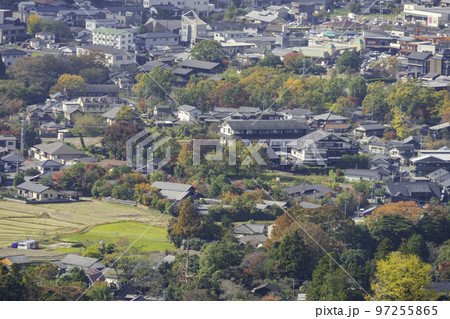 湯布院の町並み 狭霧台からの眺望 大分県由布市 湯布院の町並み 狭霧台からの眺望 大分県由布市 97255865