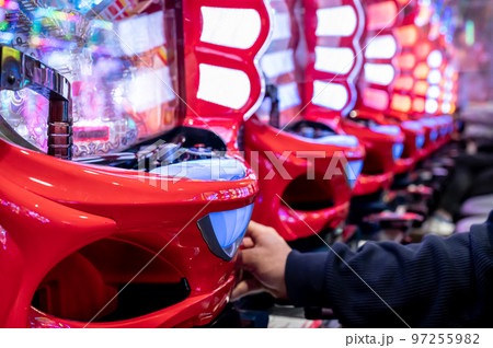 ギャンブル　スロット　ゲーム　 97255982
