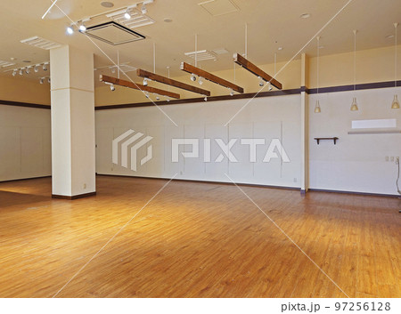 貸しスタジオ 97256128