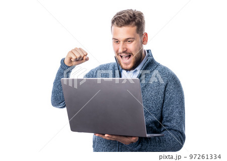 Man with laptop 97261334