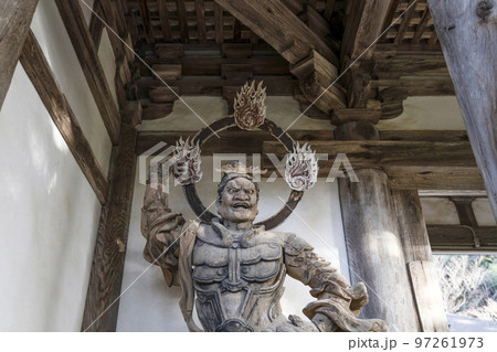 湖東三山　龍應山西明寺　二天王立像 97261973