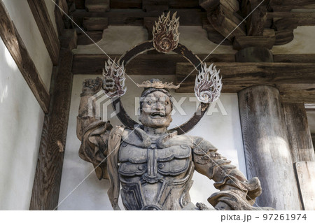 湖東三山 龍應山西明寺 二天王立像 湖東三山 龍應山西明寺 二天王立像 97261974