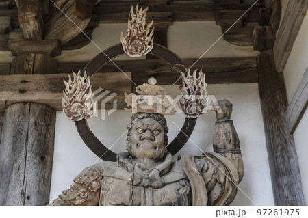 湖東三山　龍應山西明寺　二天王立像 97261975