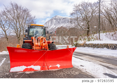 除雪車　マルチプラウ 97263595