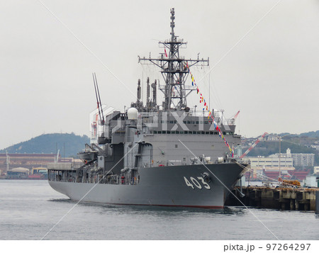 停泊中の海上自衛隊艦艇 停泊中の海上自衛隊艦艇 97264297