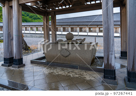 霊場恐山 恐山菩提寺 手水舎(青森県むつ市) 霊場恐山 恐山菩提寺 手水舎(青森県むつ市) 97267441