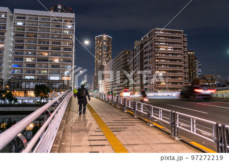 《東京都》東京タワーマンションの夜景・勝どきエリア 97272219