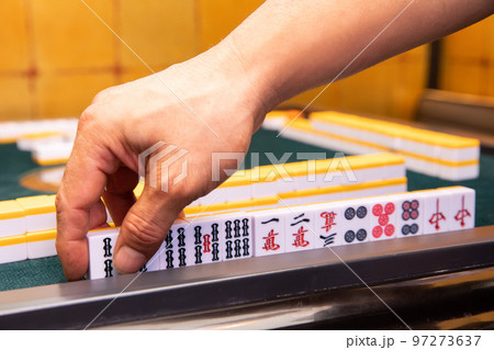 麻雀　mahjong 97273637