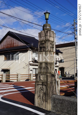 翁橋（おきなばし）：津山市旧出雲街道沿い、藺田川に架かる小さなコンクリート橋（国登録有形文化財）（土 97276467