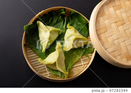 グリーンハーカオ　(海老蒸し餃子) 97283394