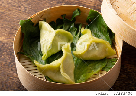 グリーンハーカオ　(海老蒸し餃子) 97283400