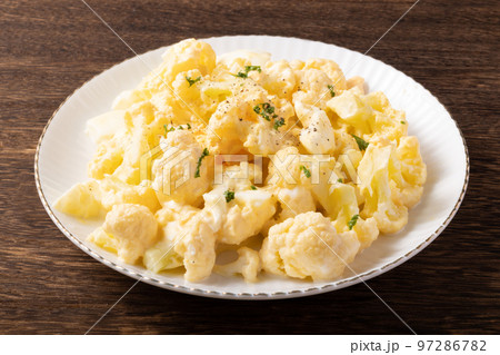 オレンジカリフラワーの卵サラダ 97286782