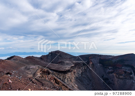 夏の富士山頂 夏の富士山頂 97288900