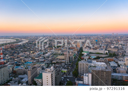 東京都江戸川区 タワーホール船堀展望室から見る東京の住宅街 97291316