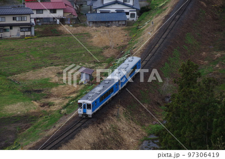 左沢線 左沢付近普通列車 俯瞰 97306419