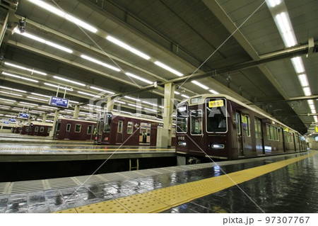【阪急電鉄】大阪梅田駅 【阪急電鉄】大阪梅田駅 97307767