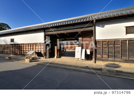 林田大庄屋旧三木家住宅　長屋門（兵庫県姫路市） 97314796