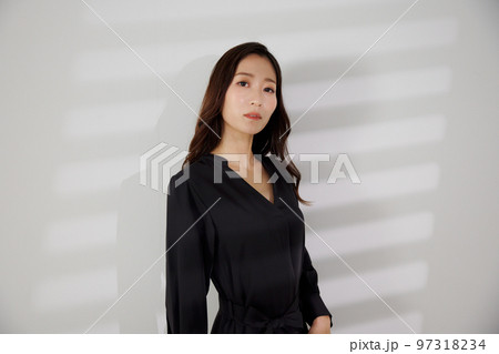 ビューティ女性 ビューティ女性 97318234
