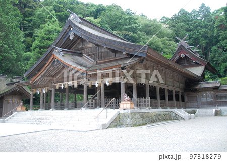 美保神社の「本殿」（島根県松江市佐草町） 97318279