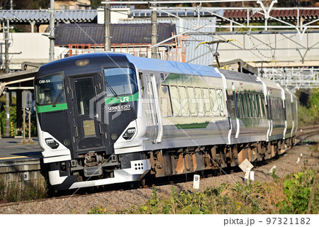 中央本線　上野原　JR東日本　E257系5500番台　OM-54編成（大宮）　試運転 97321182
