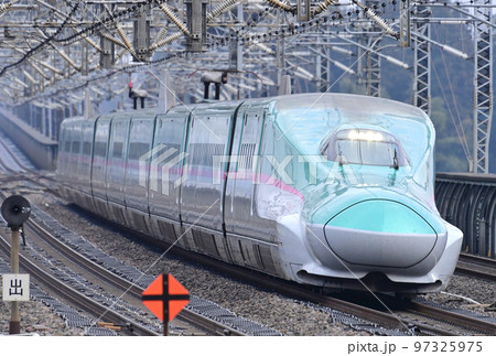 東北新幹線　那須塩原　JR東日本　E5系　U22編成（仙台）　はやぶさ　はやて　やまびこ　なすの　 97325975