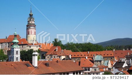 チェスキークルムロフ 世界一美しい街 97329417