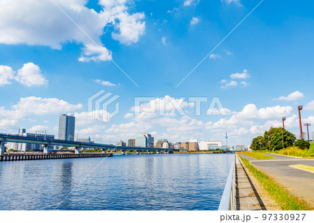 【東京の都市風景】夢の島周辺の都市風景 【東京の都市風景】夢の島周辺の都市風景 97330927