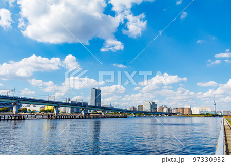 【東京の都市風景】夢の島周辺の都市風景 【東京の都市風景】夢の島周辺の都市風景 97330932