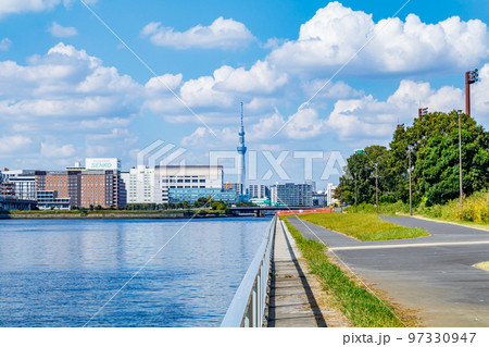 【東京の都市風景】夢の島周辺の都市風景 【東京の都市風景】夢の島周辺の都市風景 97330947