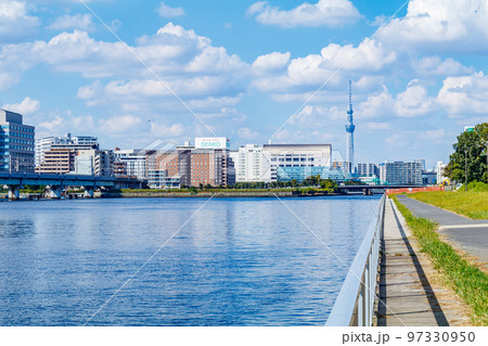 【東京の都市風景】夢の島周辺の都市風景 【東京の都市風景】夢の島周辺の都市風景 97330950