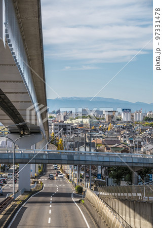 《愛知県》名古屋都市風景　守山区の風景　名古屋ガイドウェイバス　ゆとりーとライン 97331478