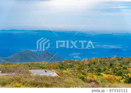蔵王エコーライン　駒草平　紅葉　秋　仙台市遠景 97332111