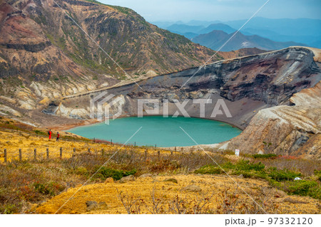 蔵王 御釜 五色沼 秋 蔵王 御釜 五色沼 秋 97332120