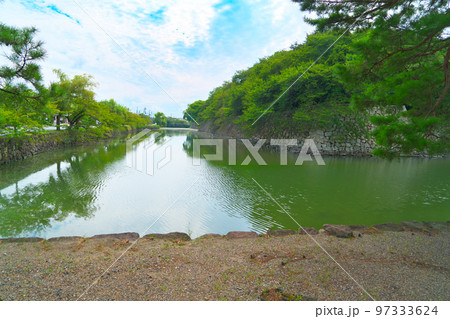 【日本100名城】彦根城　中堀と武家屋敷跡の石垣　滋賀県彦根市 97333624