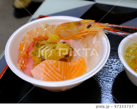 のっけ丼 97333737