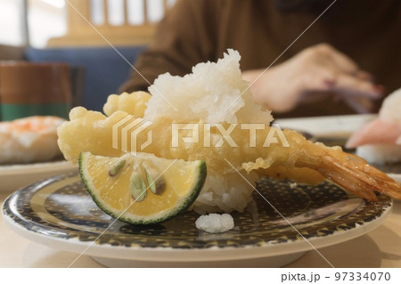 海老天おろし盛り　回転寿司 97334070
