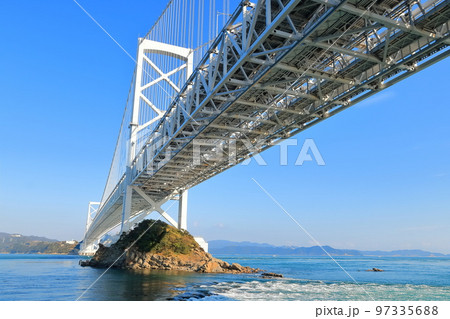 【徳島県】大鳴門橋と渦潮（鳴門の渦潮） 97335688