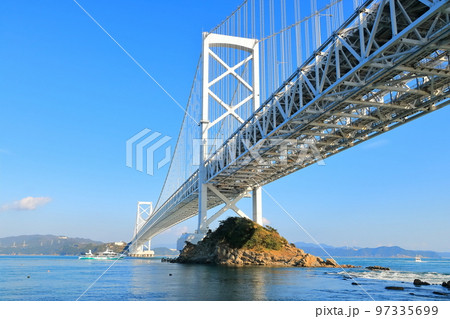 【徳島県】大鳴門橋と渦潮（鳴門の渦潮） 97335699