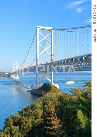【徳島県】大鳴門橋と渦潮(鳴門の渦潮) 【徳島県】大鳴門橋と渦潮(鳴門の渦潮) 97335715