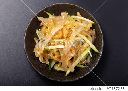 ザーサイとキュウリの中華クラゲ和え 97337223