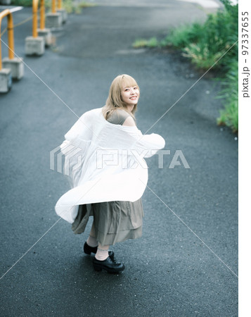 道端ポートレート 97337655