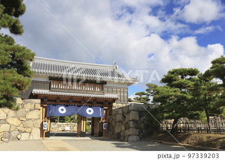香川・高松　高松城跡 桜御門 97339203