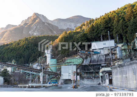 武甲山　秩父石灰工業エリア 97339793
