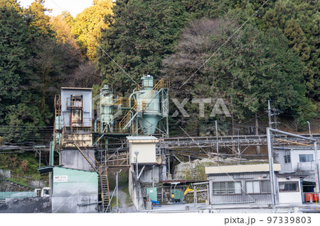 武甲山 秩父石灰工業エリア 武甲山 秩父石灰工業エリア 97339803