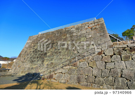 【兵庫県】晴天の赤穂城 天守台 【兵庫県】晴天の赤穂城 天守台 97340966