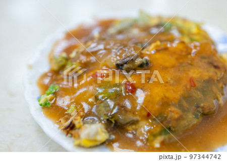 Oyster omelette Taiwan famous street market food 97344742