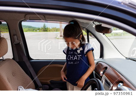 8 years old 97350961