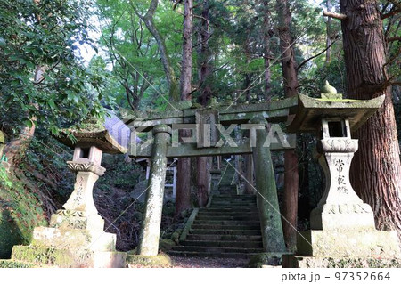 国東市　六所大権現の鳥居 97352664
